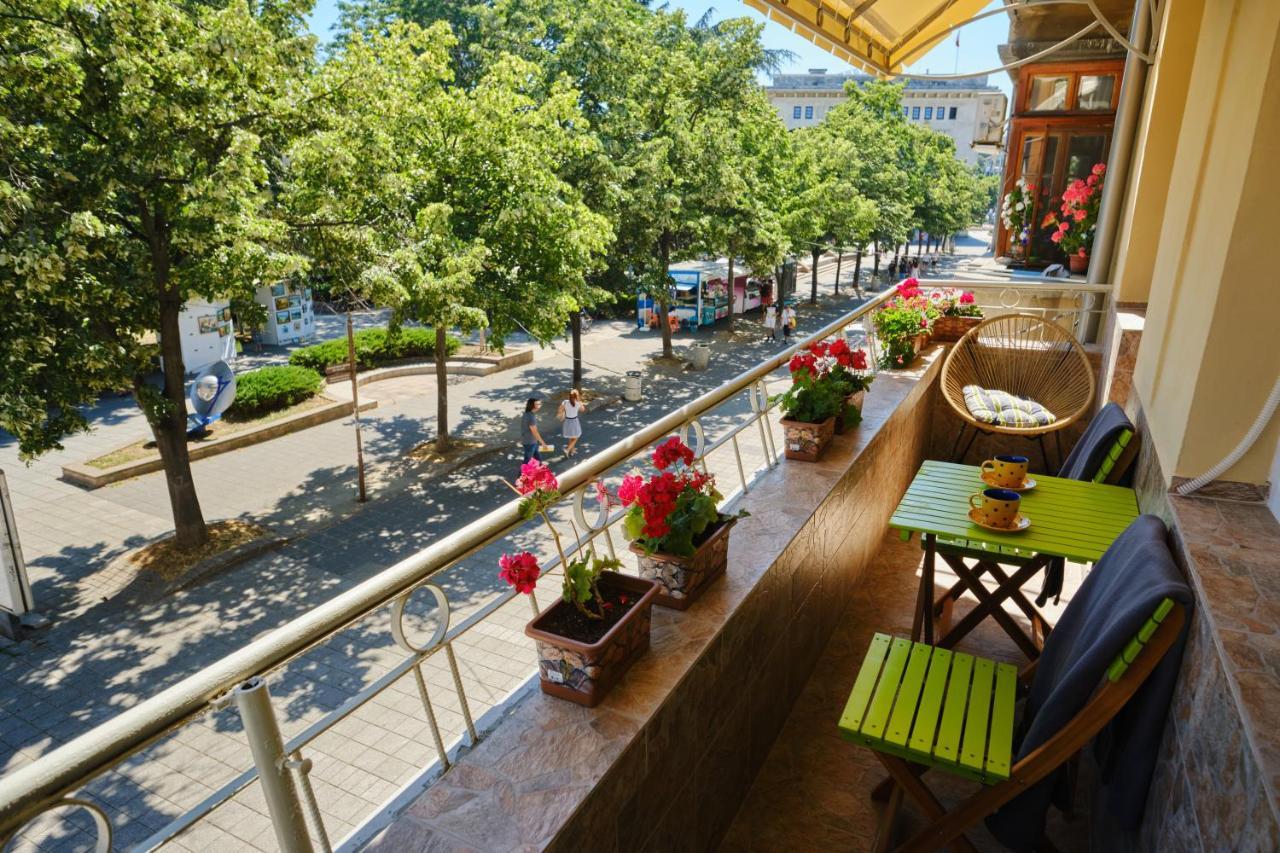 Luxury Nevena Apartment - Bogoridi Super Centre Burgas by Eksteriør bilde