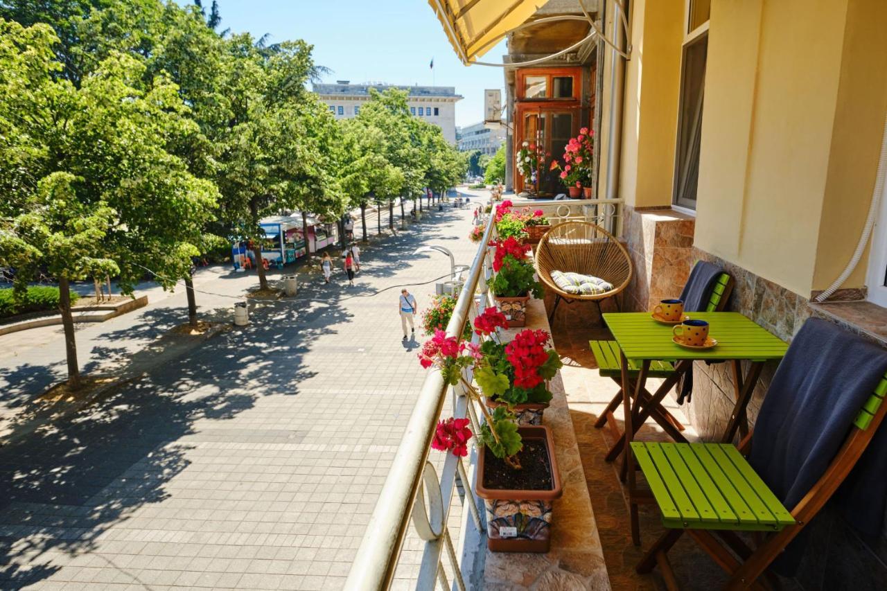 Luxury Nevena Apartment - Bogoridi Super Centre Burgas by Eksteriør bilde